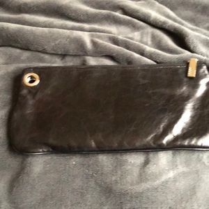 Hobo international clutch